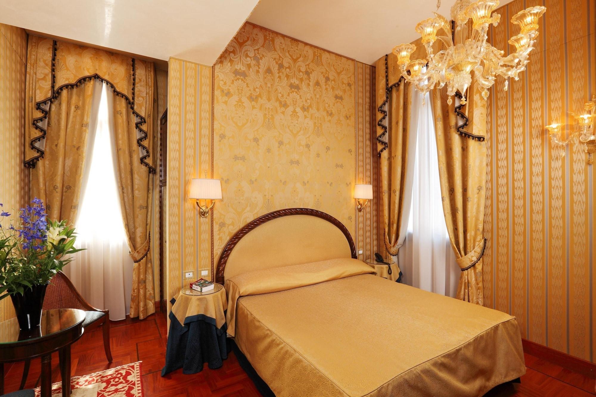 Palazzo Stern 4* Venise